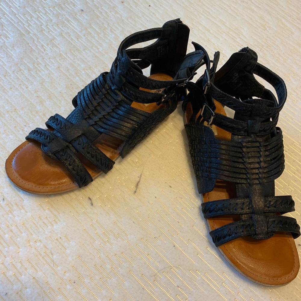 Black sandals
